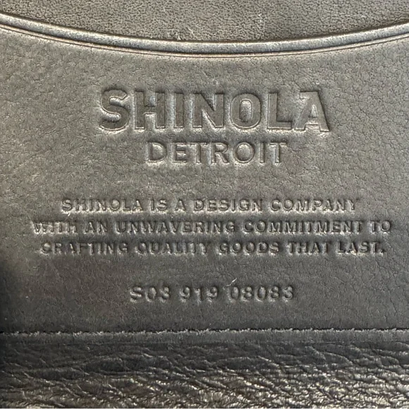 Shinola Little Birdy Wallet Crossbody Bag in black - Picture 3 of 12